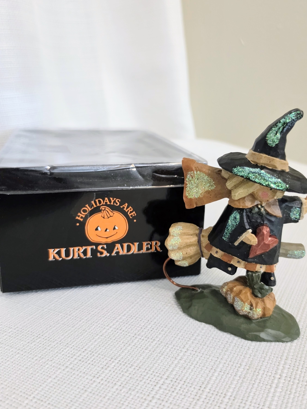 Vtg Kurt Adler Flying Witch Figurine Halloween Resin Accent Pumpkin
